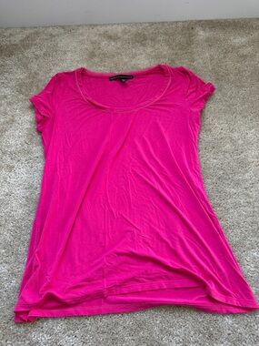 White House Black Market Scoop Neck Short Sleeve Tee in Hot Pink